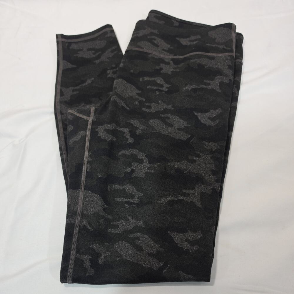 Fabletics Define PowerHold High-Waisted Leggings Charcoal Camo Large LG L EUC B4